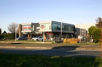 Nieuwbouw autoshowroom en werkplaats Nieuwerkerk aan den IJssel