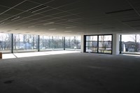 Nieuwbouw autoshowroom en werkplaats Nieuwerkerk aan den IJssel