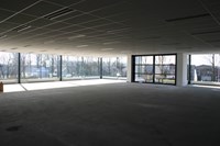 Nieuwbouw autoshowroom en werkplaats Nieuwerkerk aan den IJssel